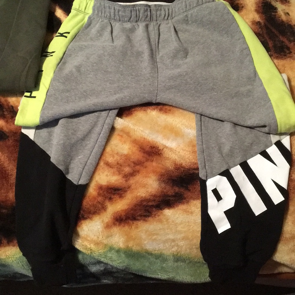 Classic pink sweatpants